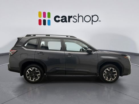 Used 2025 Subaru Forester image 6