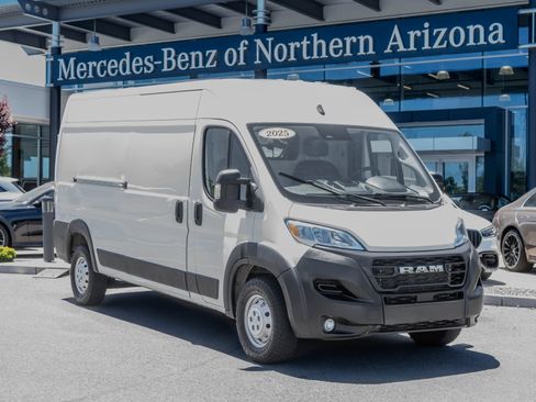 Used 2025 RAM ProMaster 2500 w/ Convenience Group FWD image 1