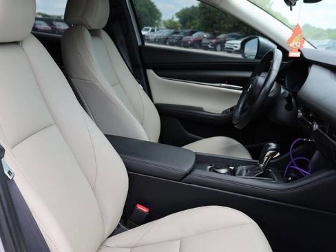 Used 2020 MAZDA MAZDA3 AWD Sedan w/ Select Package image 15