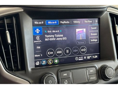 Used 2024 GMC Terrain AT4 w/ Tech Package AWD/4WD image 18