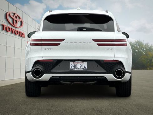 Used 2024 Genesis GV70 2.5T w/ Sport Prestige Package image 4