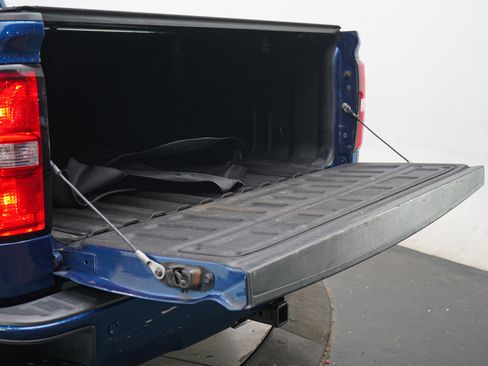 Used 2015 GMC Sierra 1500 SLE w/ All-Terrain Package image 11