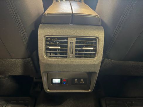 Used 2021 Nissan Rogue SL w/ Premium Package FWD image 23