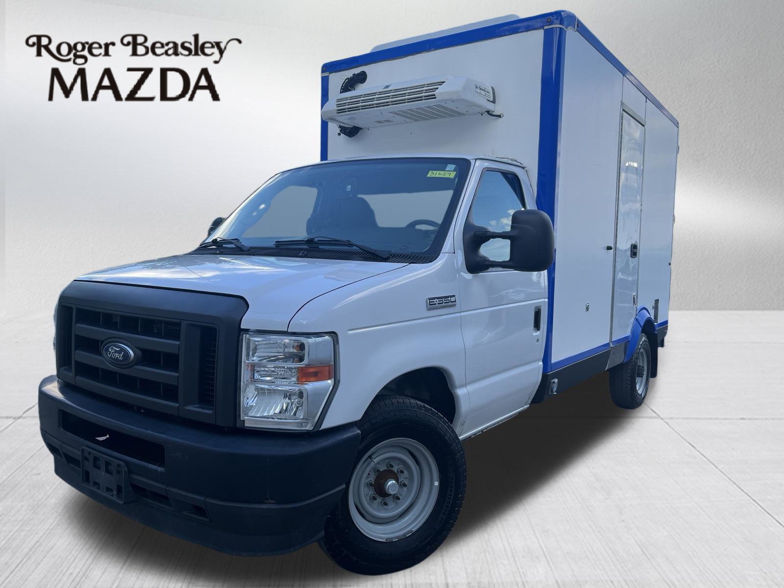 Used 2023 Ford E-350 and Econoline 350 Super Duty w/ Power Windows & Locks Group RWD image 1