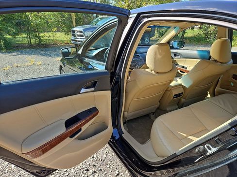 Used 2012 Honda Accord EX-L image 18