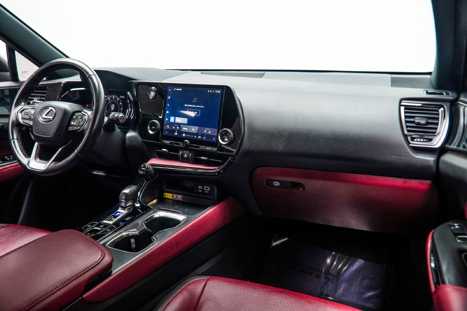 Used 2025 Lexus NX 250 FWD w/ Accessory Package (2T) image 20