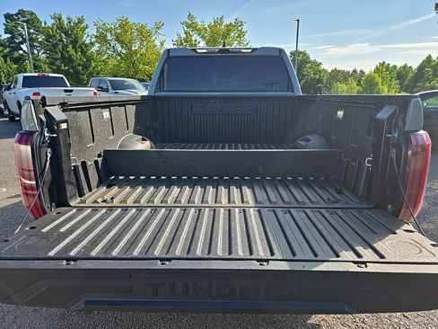 Used 2025 Toyota Tundra Platinum AWD/4WD image 14