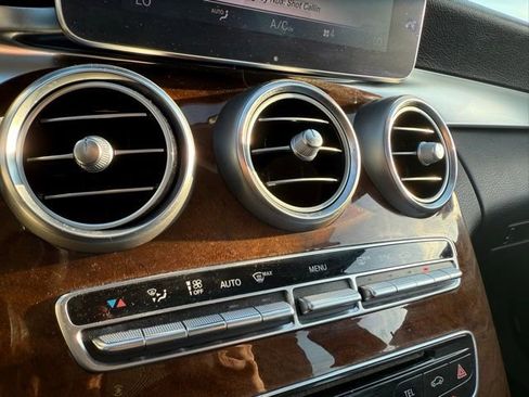 Used 2016 Mercedes-Benz C 300 Sedan w/ Multimedia Package image 22