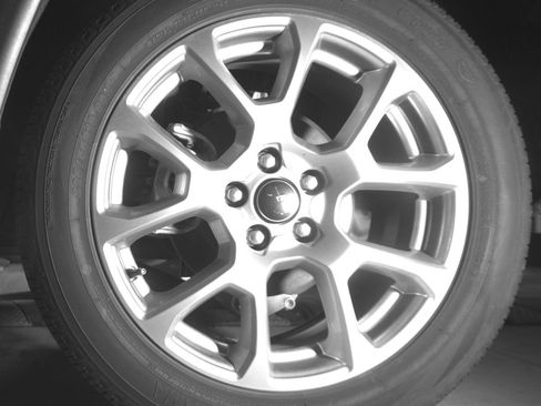 Used 2025 Jeep Compass Limited image 14