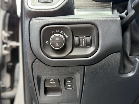 Used 2022 RAM 1500 Limited AWD/4WD image 21