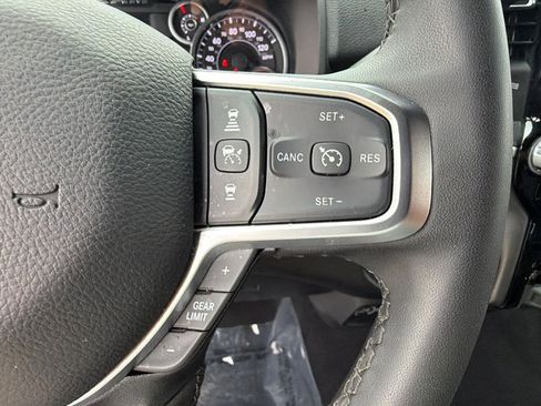 Used 2025 RAM 2500 Big Horn AWD/4WD image 28