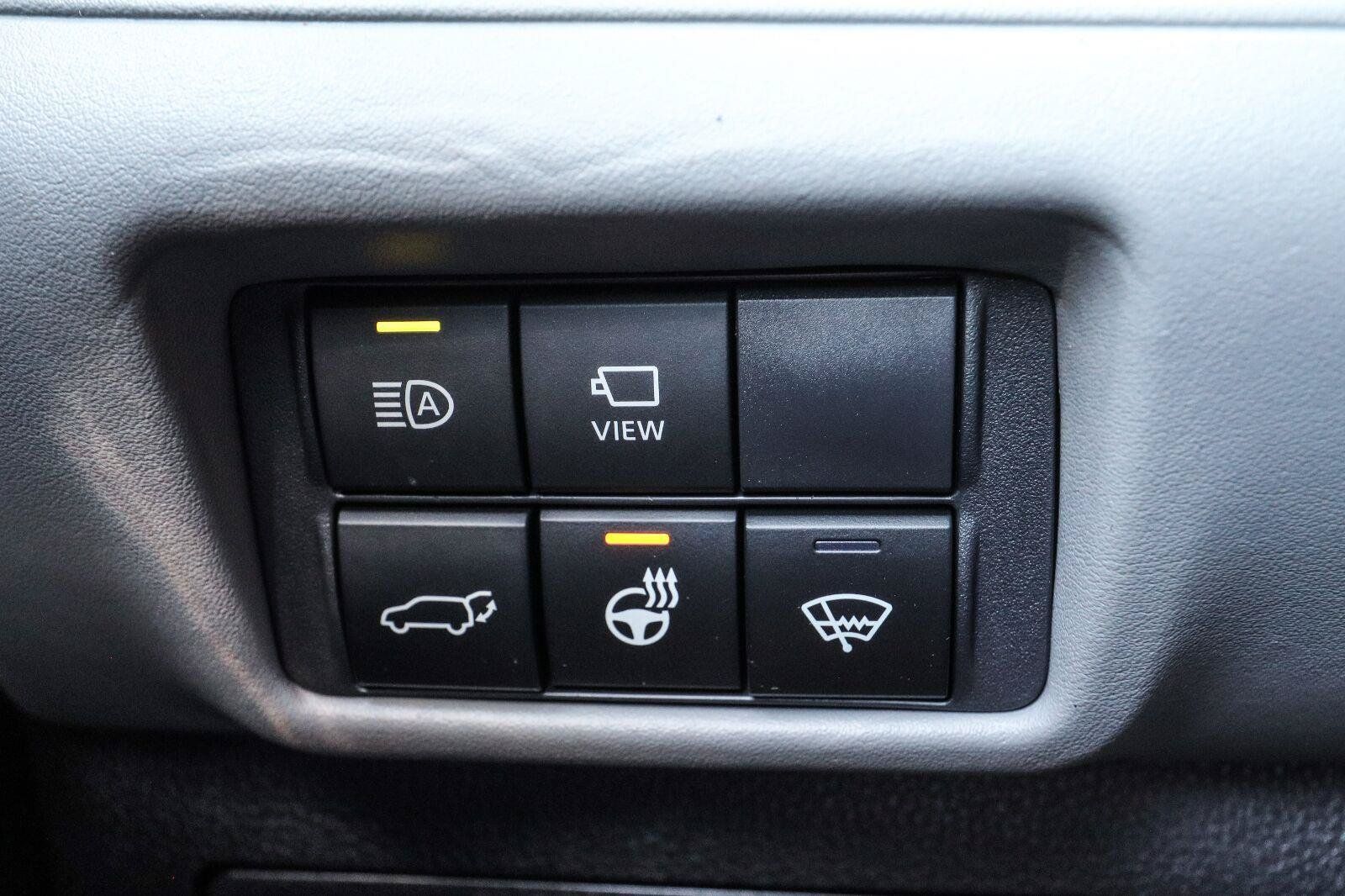 Used 2020 Toyota Highlander Platinum AWD/4WD image 16