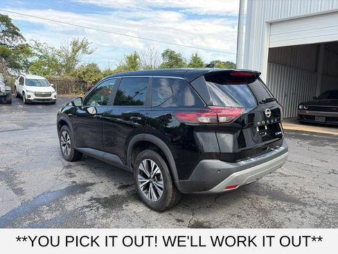 Used 2023 Nissan Rogue SV AWD/4WD image 4