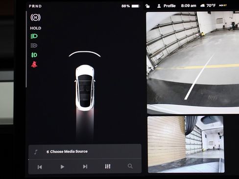 Used 2022 Tesla Model 3 image 21