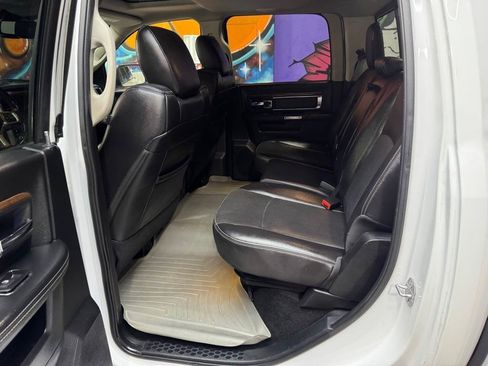 Used 2016 RAM 1500 Laramie w/ Convenience Group AWD/4WD image 11