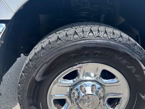 Used 2018 RAM 2500 Tradesman w/ Chrome Appearance Group AWD/4WD image 12