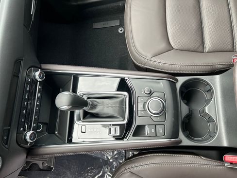 New 2025 MAZDA CX-5 Signature image 17