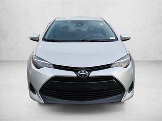 Used 2018 Toyota Corolla LE FWD video 2