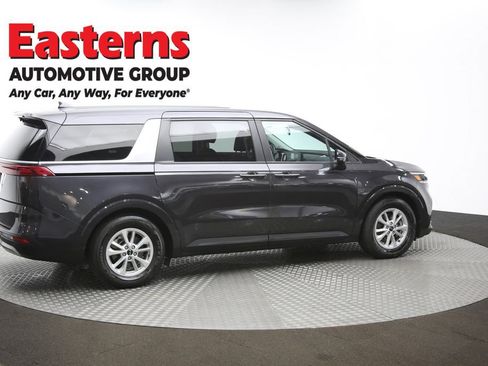 Used 2024 Kia Carnival LX image 43