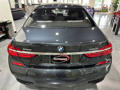 Used 2018 BMW 750i RWD image 29