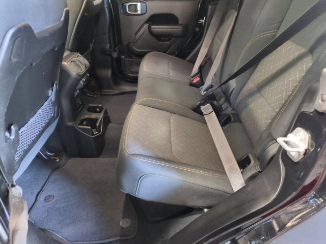 Used 2026 Jeep Gladiator Mojave AWD/4WD image 21
