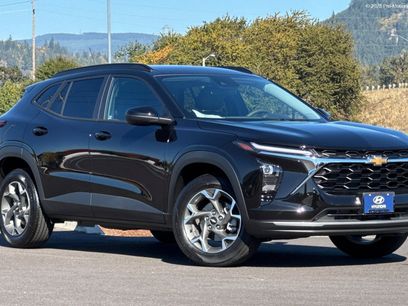 Used 2025 Chevrolet Trax LT