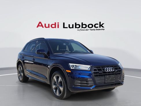 Used 2020 Audi Q5 2.0T Premium w/ Titanium Sport Package AWD/4WD image 1
