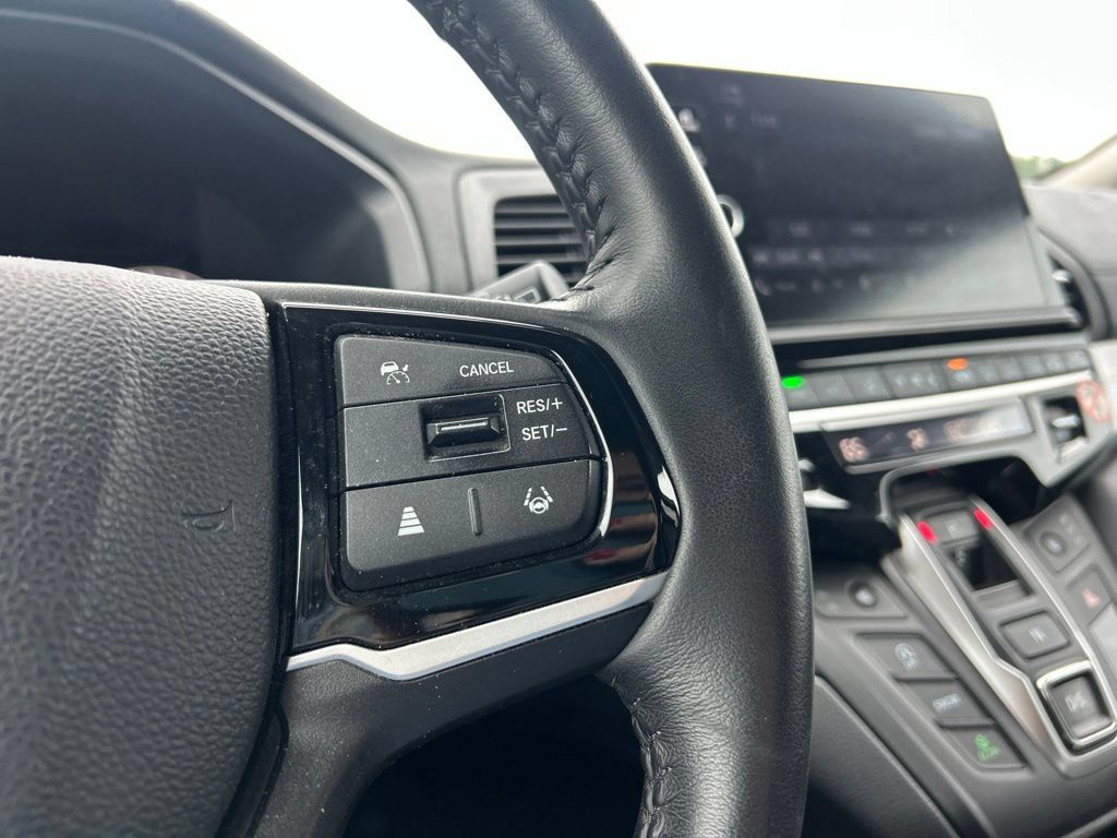 Used 2025 Honda Odyssey EX-L image 12