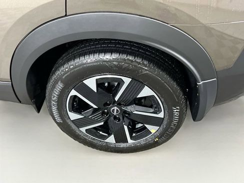 New 2026 Nissan Kicks SV w/ SV Premium Package image 25