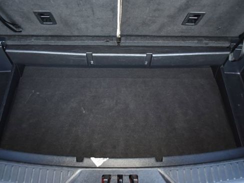 Used 2023 Ford Explorer Limited image 38