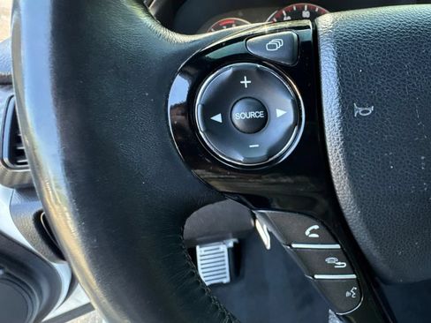 Used 2017 Honda Accord Sport image 71
