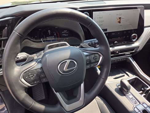 Used 2025 Lexus TX 350 AWD w/ Technology Package image 33
