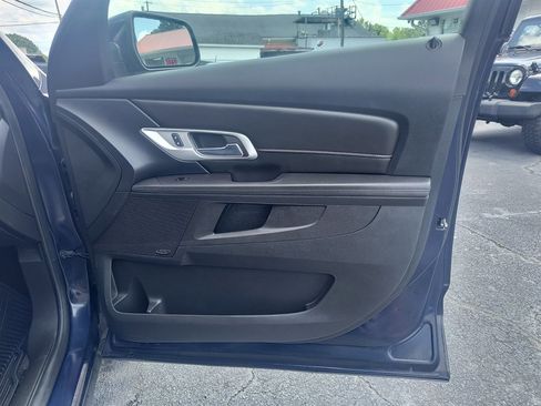 Used 2017 GMC Terrain SLE AWD/4WD image 23