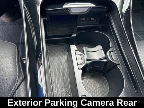 Used 2025 Mercedes-Benz C 300 Sedan image 41