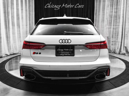 Used 2024 Audi RS 6 performance image 4