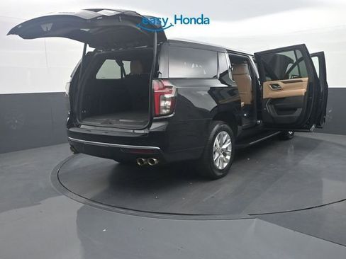 Used 2024 Chevrolet Suburban Premier image 40