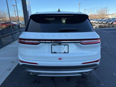 New 2026 Lincoln Corsair Premiere image 4