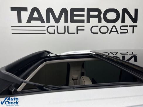 Used 2021 GMC Yukon Denali w/ Denali Ultimate Package image 23