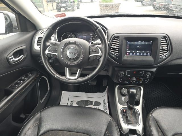 Used 2020 Jeep Compass Latitude w/ Popular Equipment Group AWD/4WD image 16