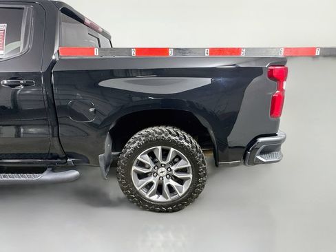 Used 2019 Chevrolet Silverado 1500 RST AWD/4WD image 38
