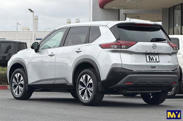 Used 2023 Nissan Rogue SV FWD image 6