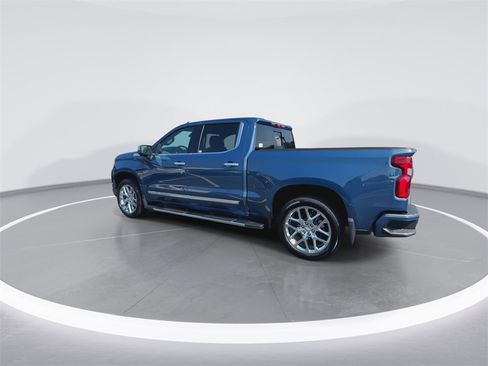 Used 2024 Chevrolet Silverado 1500 High Country w/ High Country Premium Package image 6