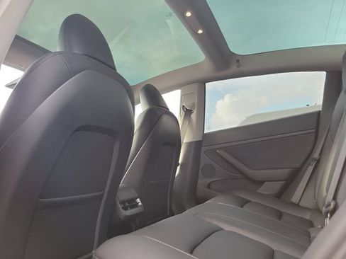 Used 2023 Tesla Model 3 Standard Range RWD image 11
