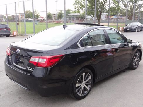 Used 2016 Subaru Legacy 2.5i Limited AWD/4WD image 3