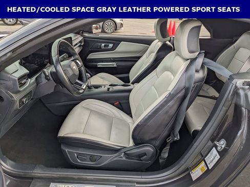 Used 2024 Ford Mustang Premium image 3
