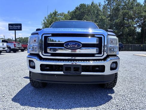 Used 2012 Ford F250 Lariat w/ FX4 Off Road Pkg AWD/4WD image 2