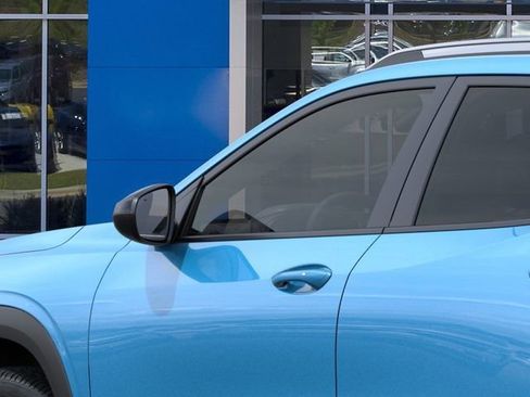 New 2026 Chevrolet Trax ACTIV w/ Sunroof Package FWD image 12