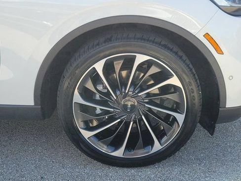 Certified 2023 Lincoln Aviator Reserve w/ Equipment Group 201A RWD image 12