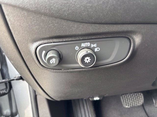 Used 2024 Chevrolet Equinox LT AWD/4WD image 15