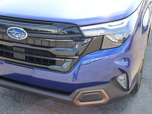 Used 2025 Subaru Forester Sport w/ Popular Package #1 AWD/4WD image 10
